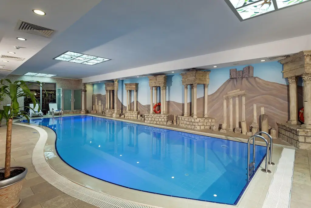 crowne plaza hotel inside pool