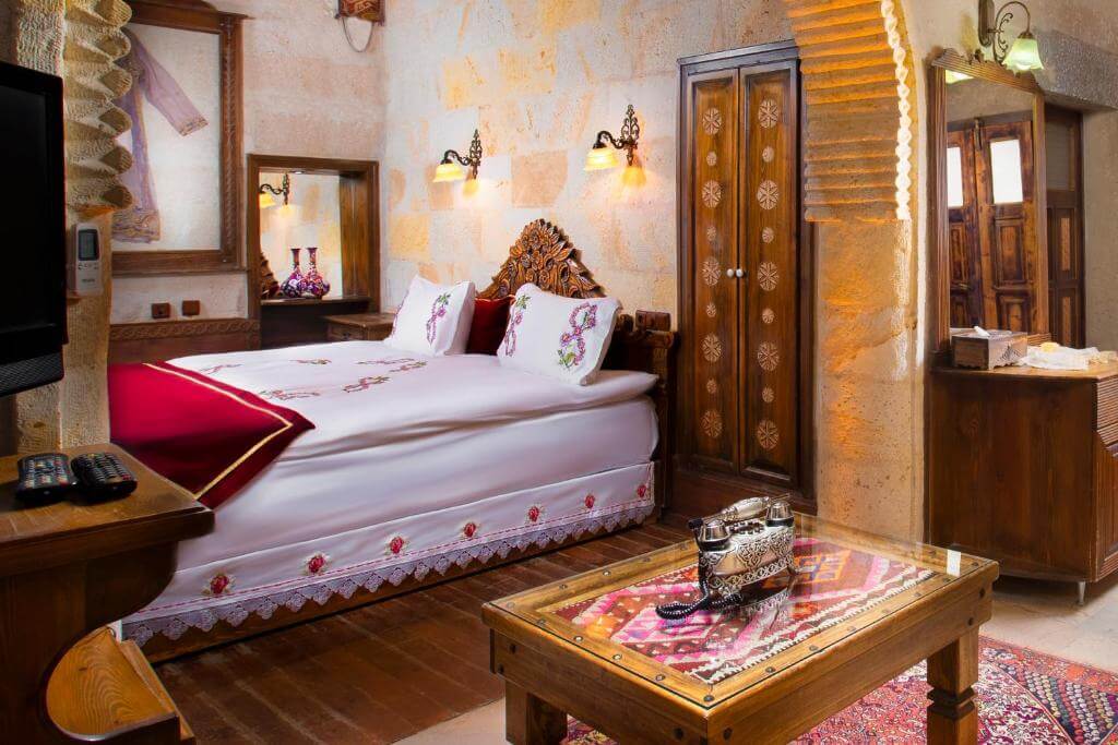 gamirasu cave hotel cappadocia deluxe room inside