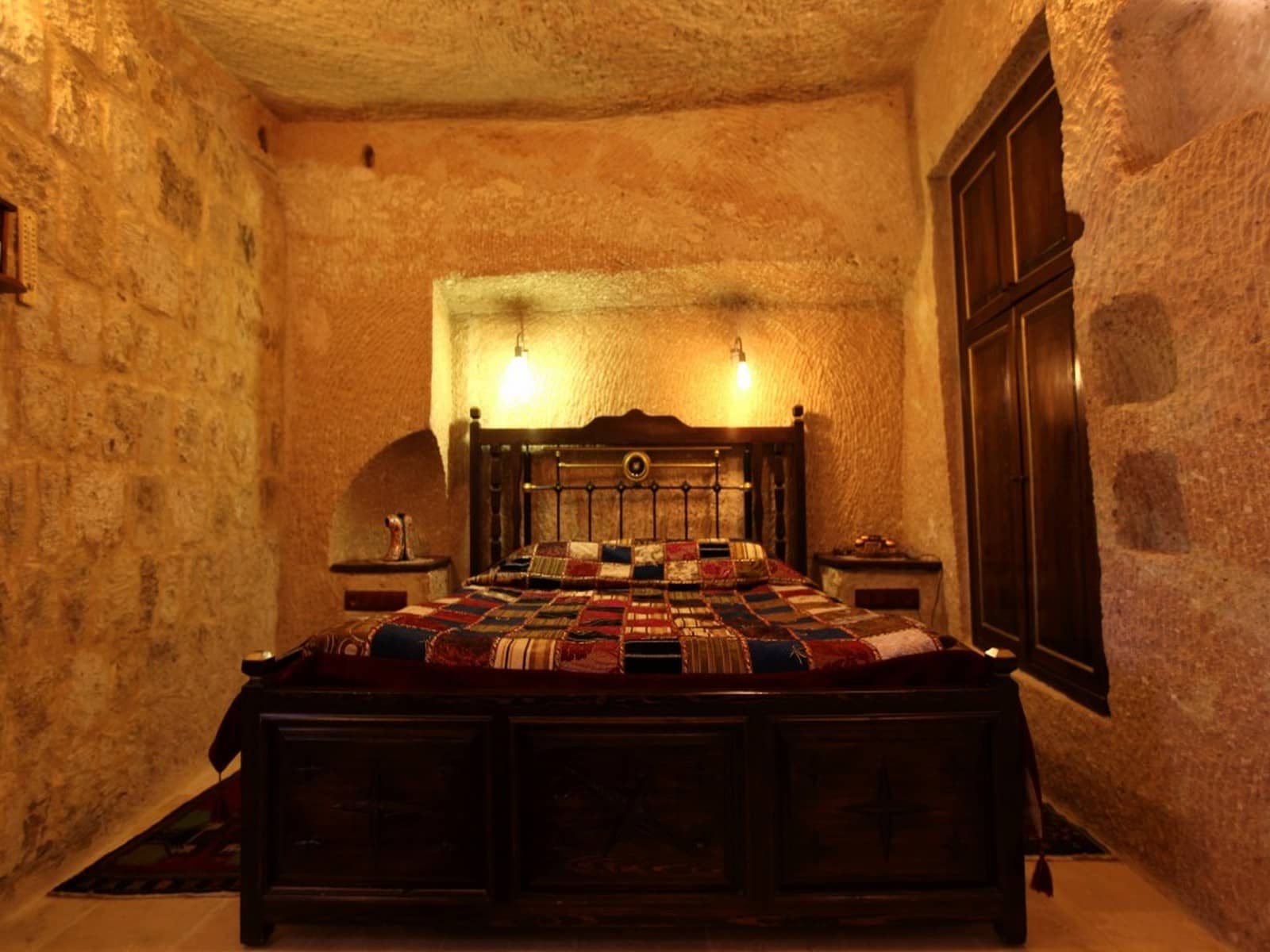 mdc cave classic room