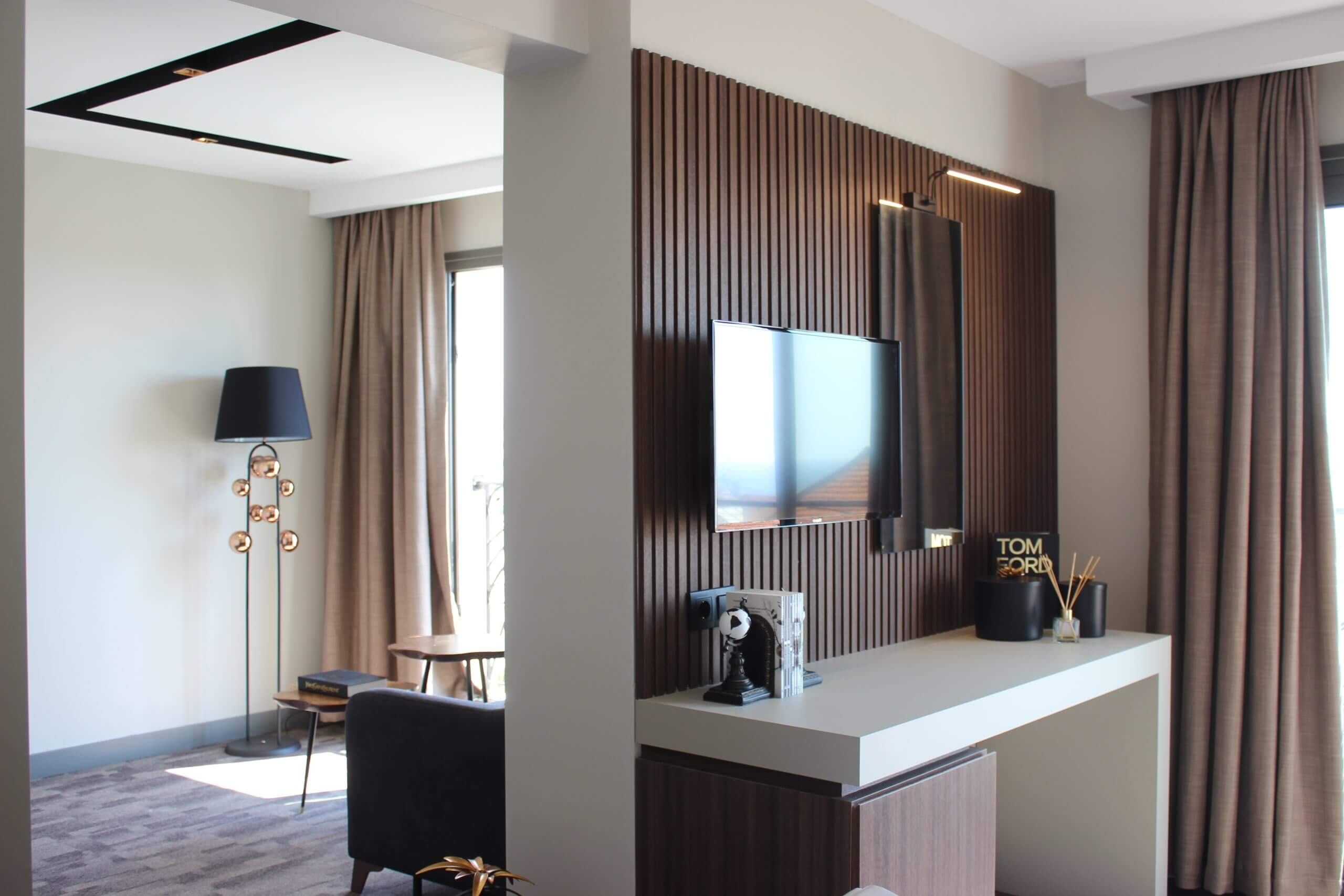monalisa hotel junior suite room