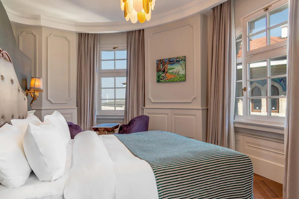 orientbank executive suite room